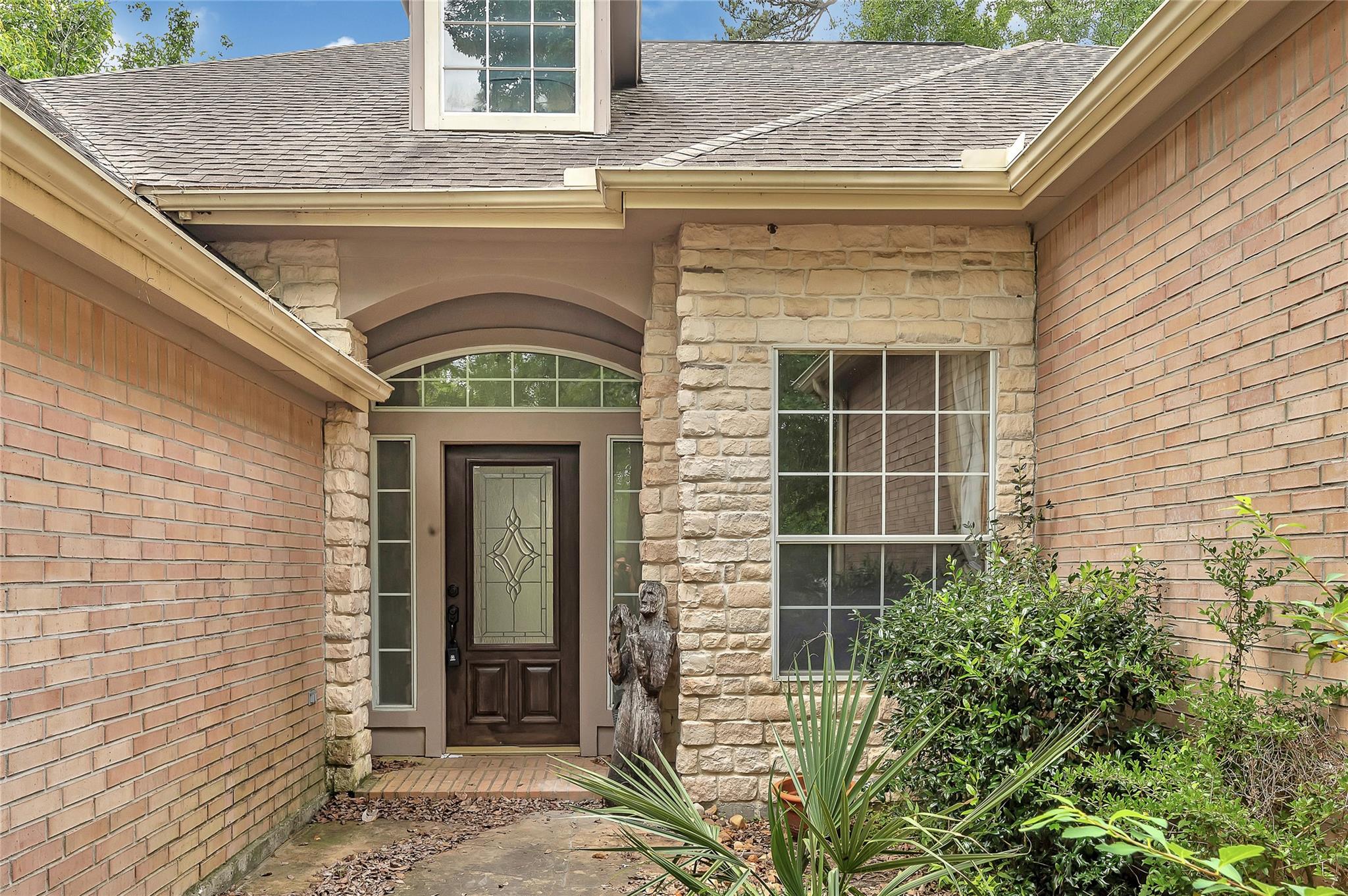 19 S Scarlet Elm Court