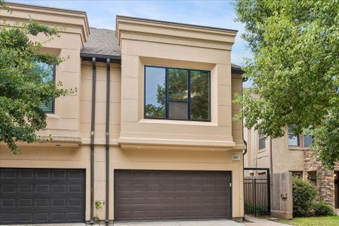 Photo of 1614 Castle Court, Houston, TX 77006 (MLS # 39509332)