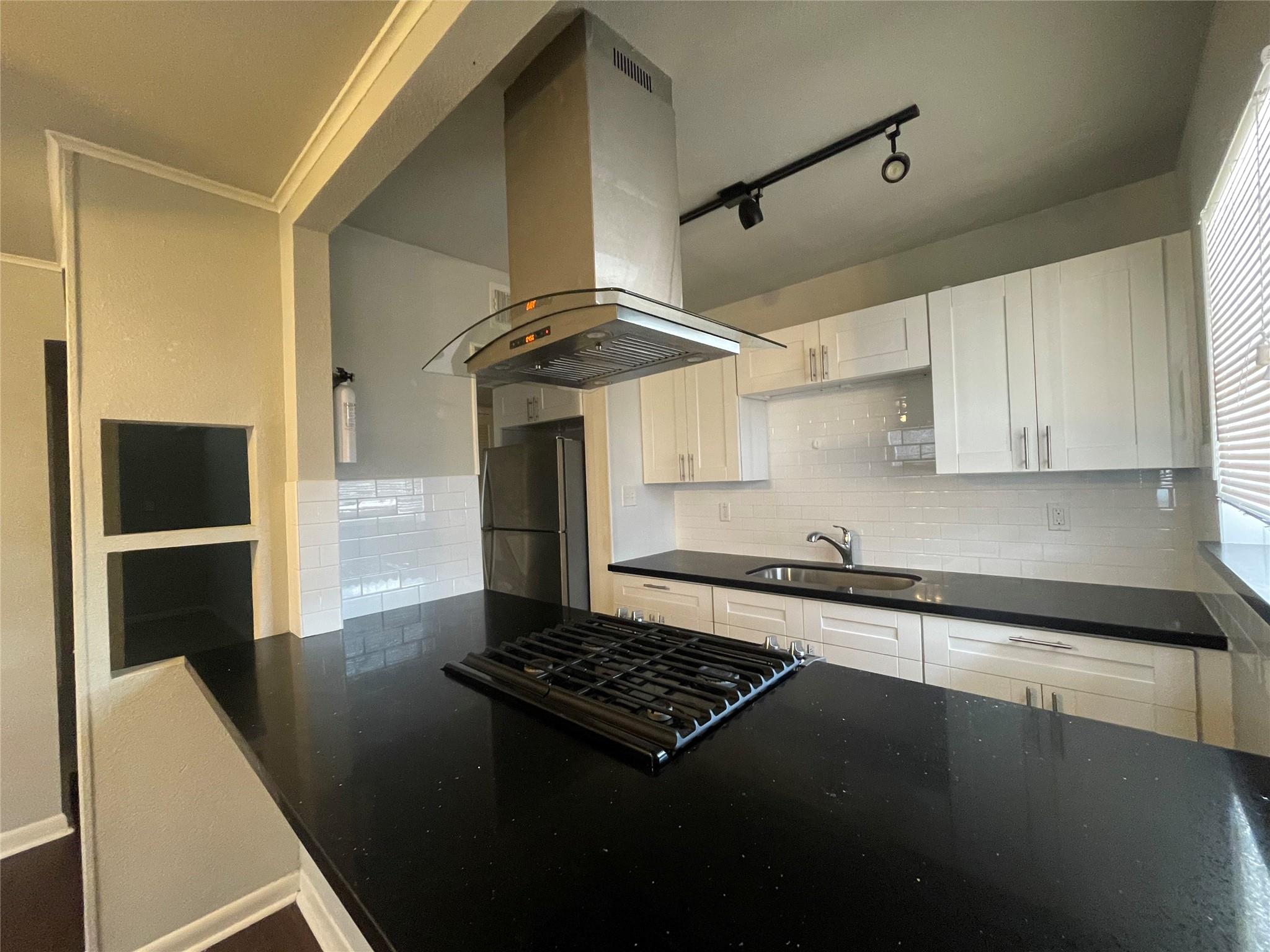 2801 Carrolton 1