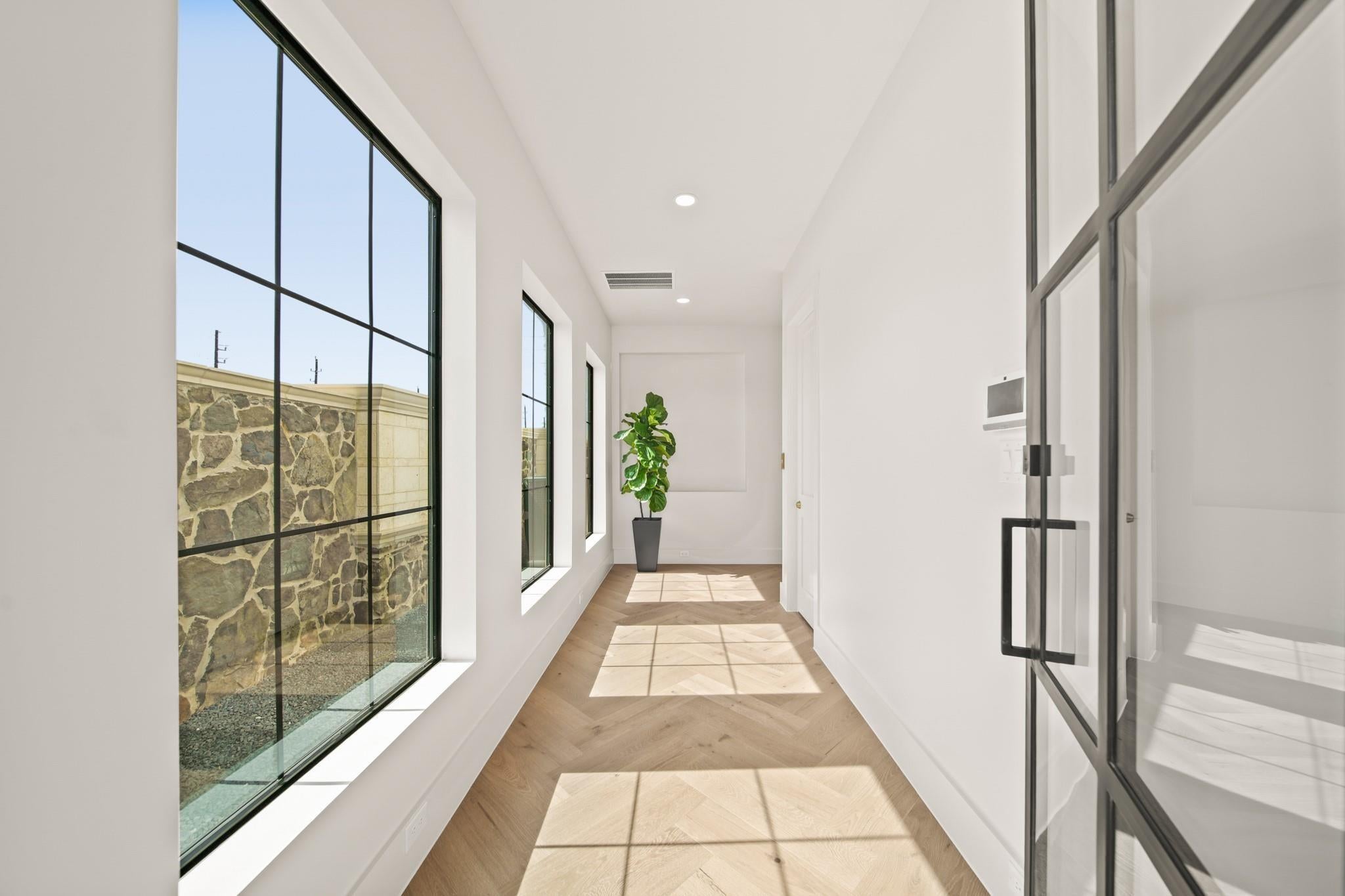 4707 Sunset Circle