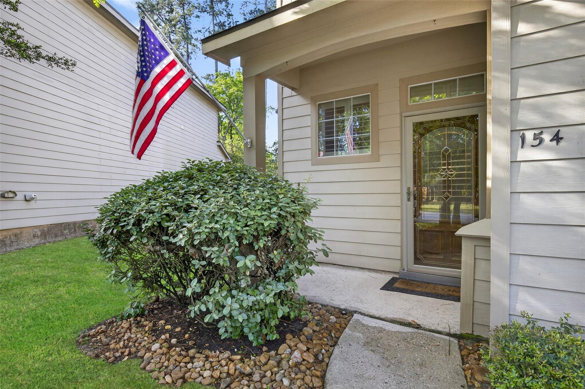 154 W Burberry Circle