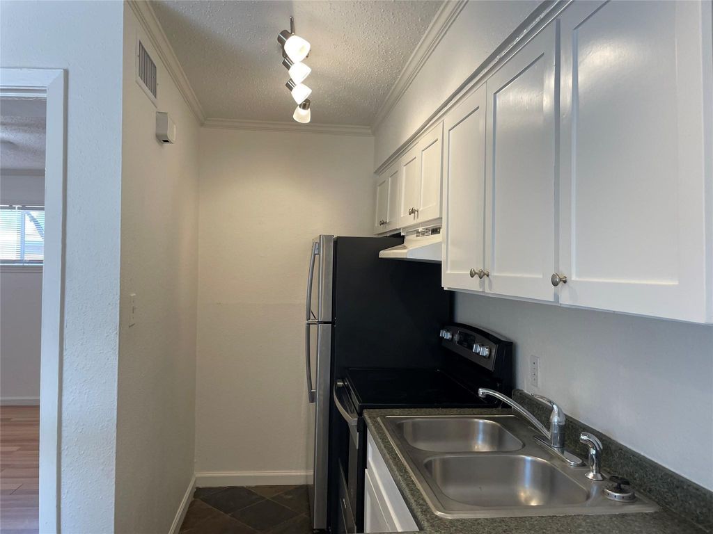 Photo of 4321 Hazard Street #3, Houston, TX 77098 (MLS # 66159515)