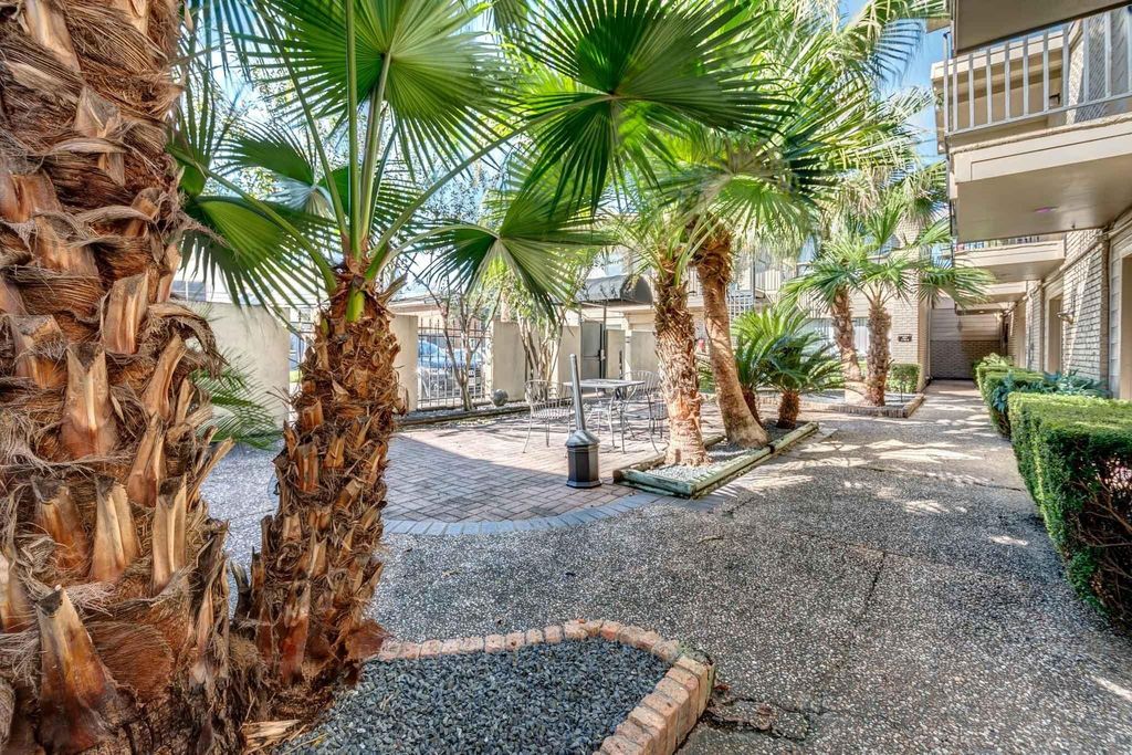 Photo of 4321 Hazard Street #3, Houston, TX 77098 (MLS # 66159515)