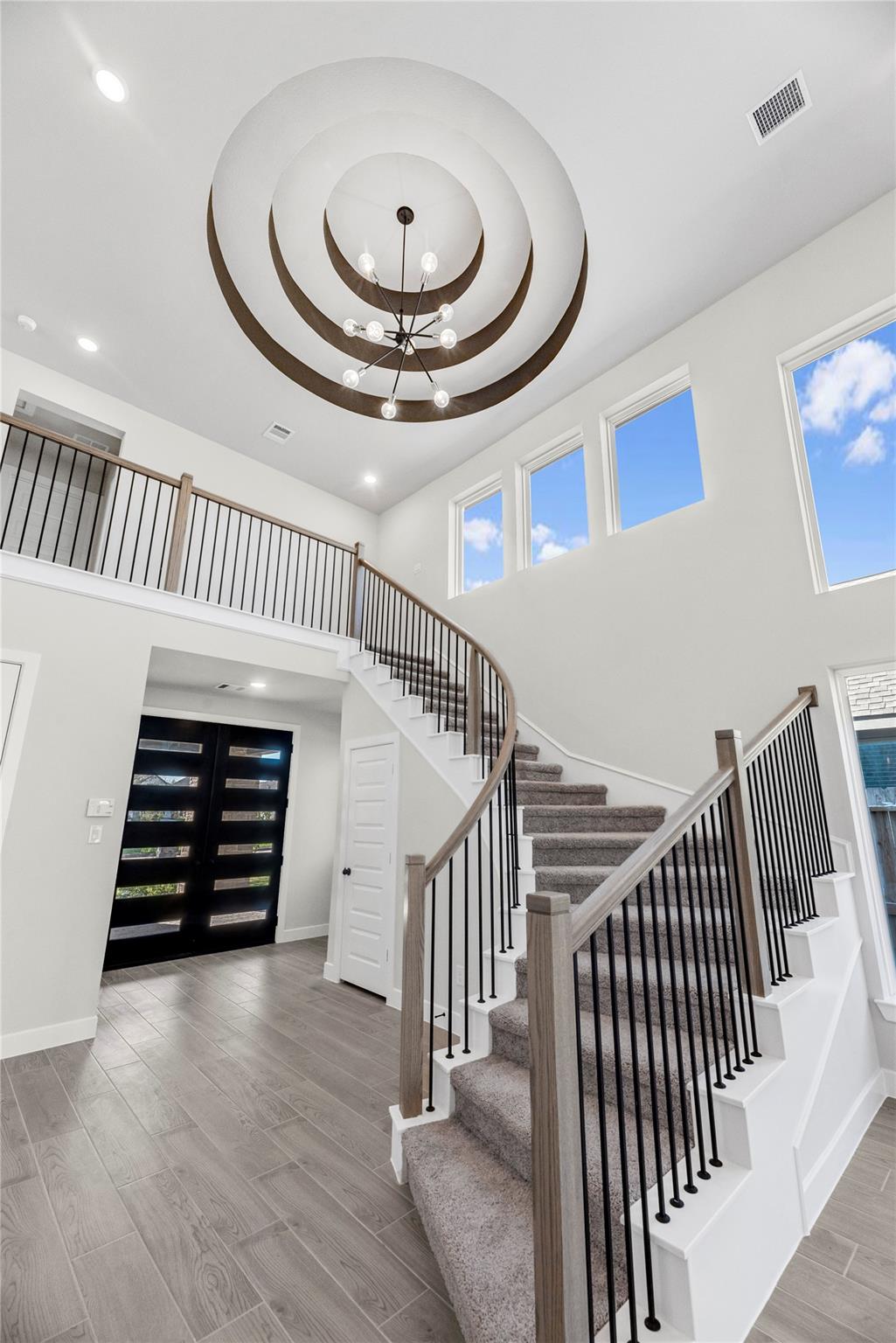 211 Bright Valley Way