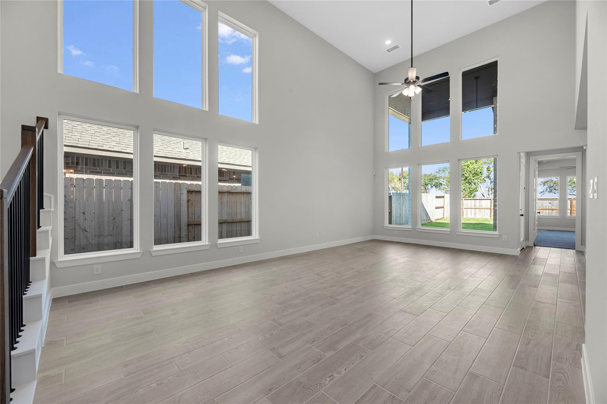 211 Bright Valley Way