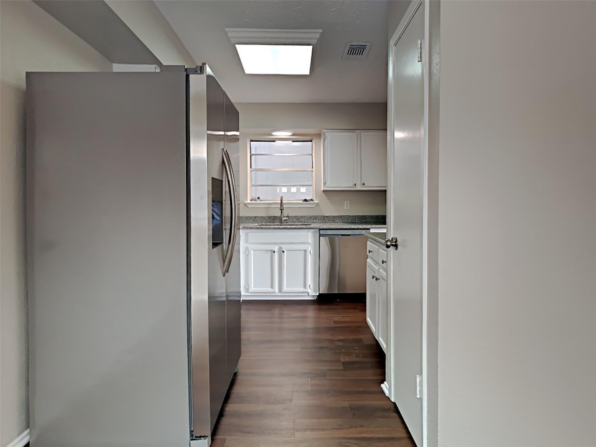 24031 Griffin House Lane