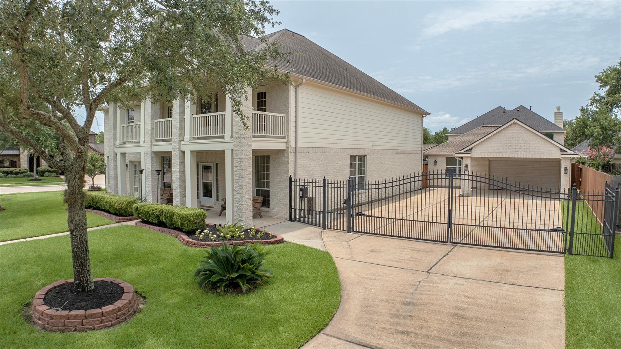 3612 Fir Hollow Way