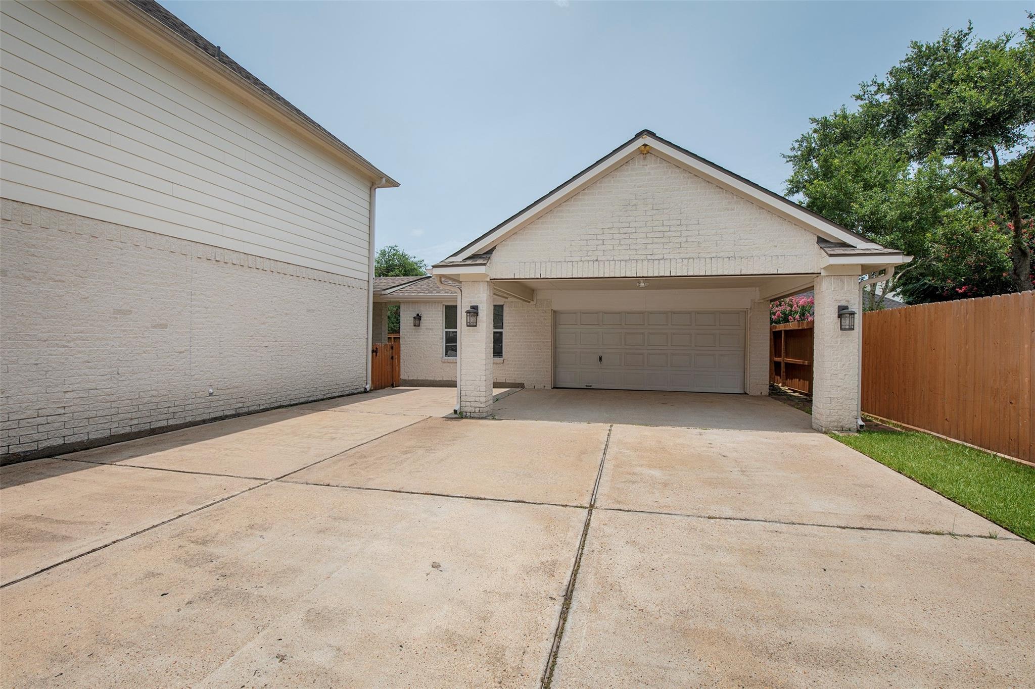 3612 Fir Hollow Way