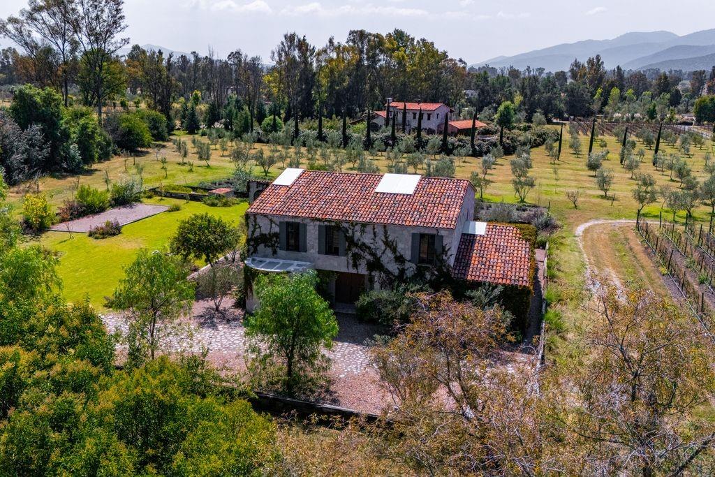 Tennessee 37950, Mexico, 4 Bedrooms Bedrooms, ,5 BathroomsBathrooms,Residential,Active,242643 Tennessee 37950, Mexico, 4 Bedrooms Bedrooms, ,5 BathroomsBathrooms,Residential,Active,242643