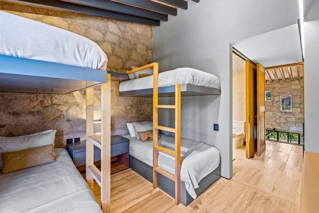 Tennessee 37950, Mexico, 4 Bedrooms Bedrooms, ,5 BathroomsBathrooms,Residential,Active,242643