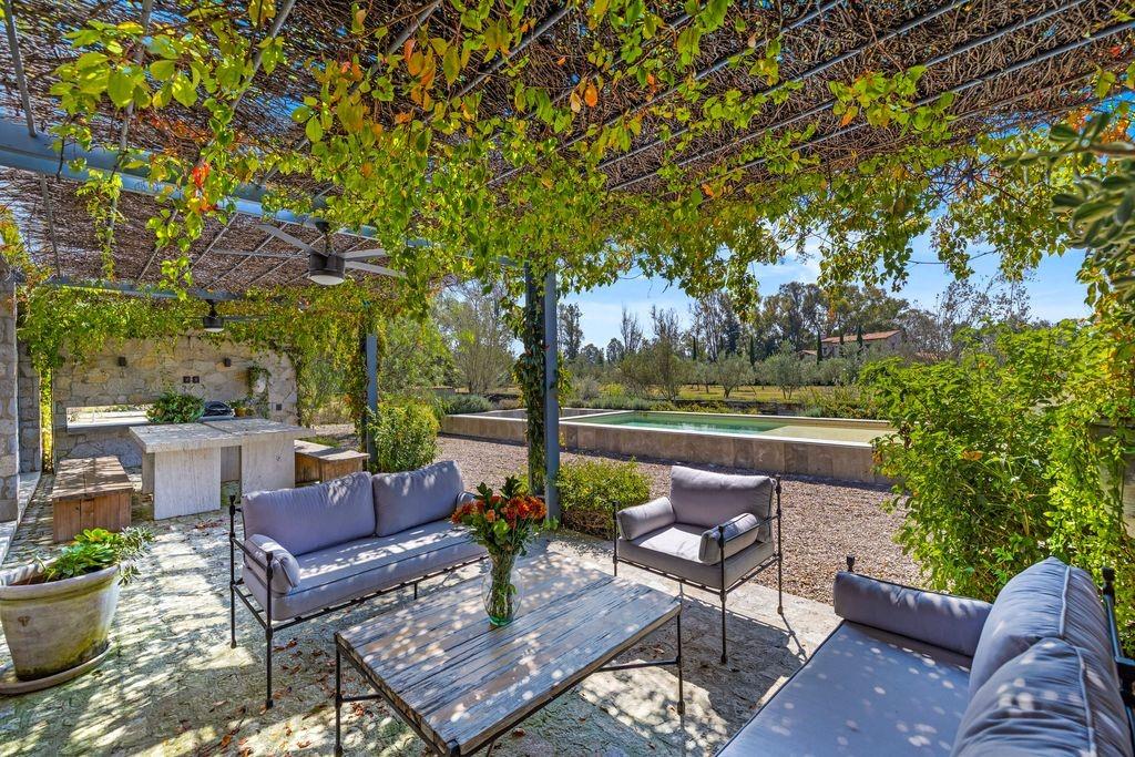 Tennessee 37950, Mexico, 4 Bedrooms Bedrooms, ,5 BathroomsBathrooms,Residential,Active,242643