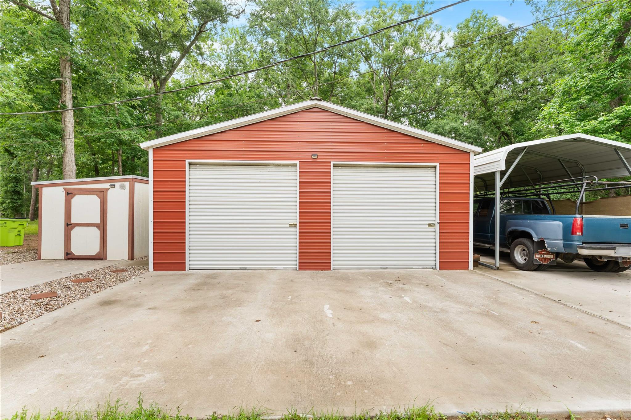 4521 Grand Oaks Drive
