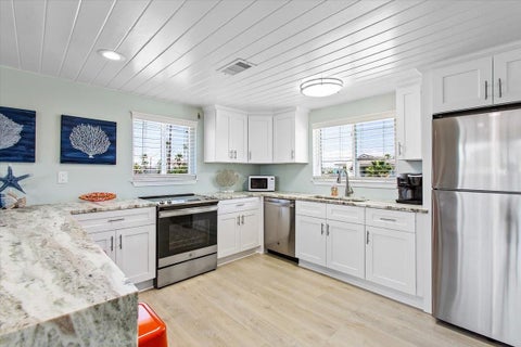 Photo of 16531 Nassau Way, Jamaica Beach, TX 77554 (MLS # 37180142)