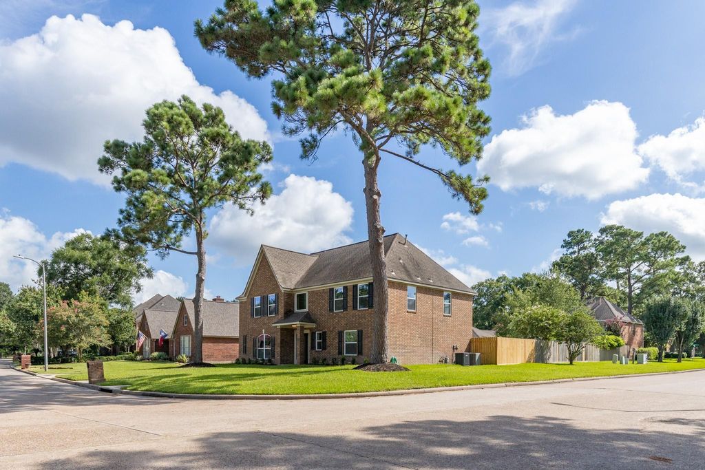 Photo of 3202 Hickory Falls Drive, Kingwood, TX 77345 (MLS # 39332811)
