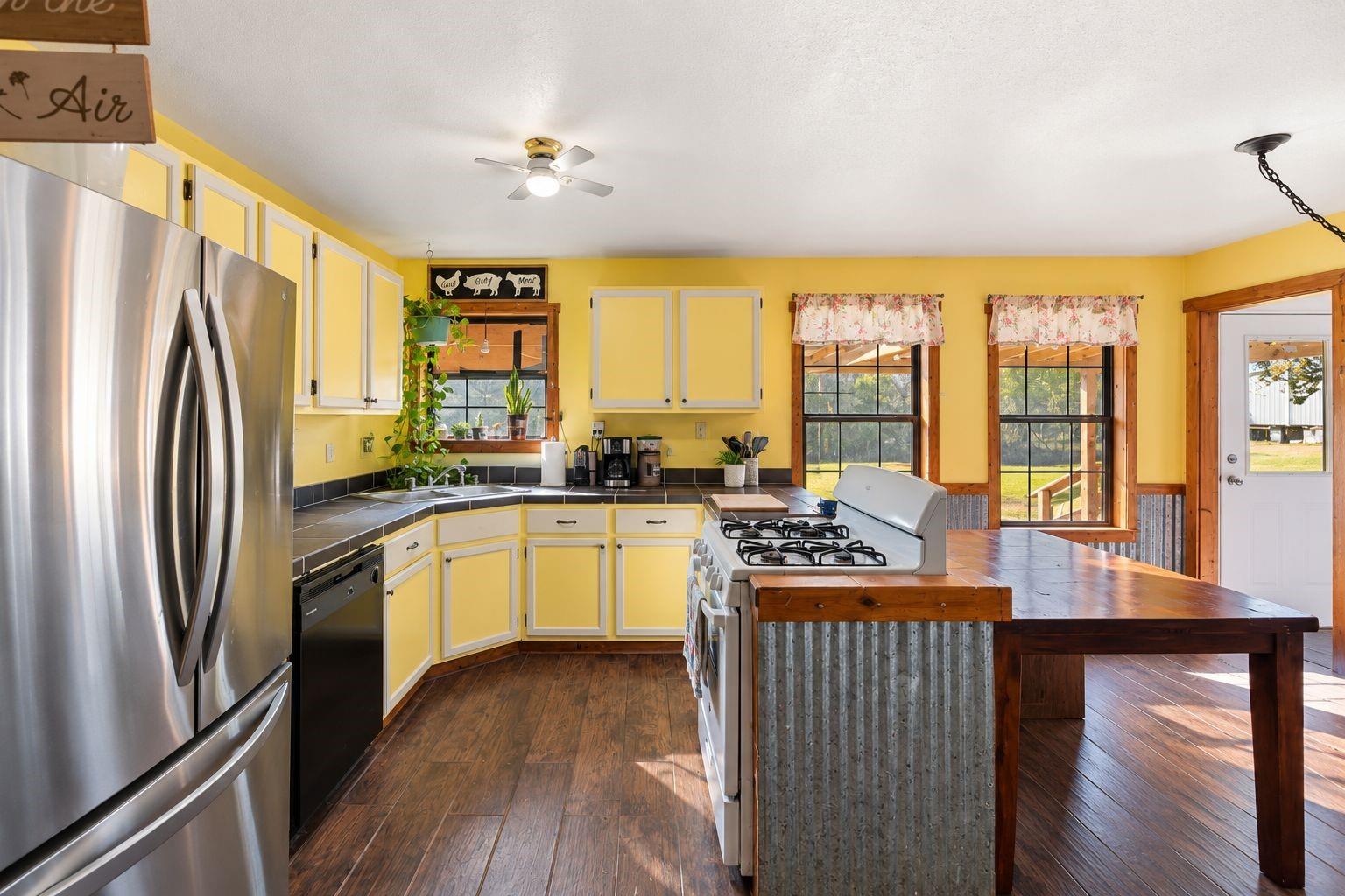 7705 County Road 342