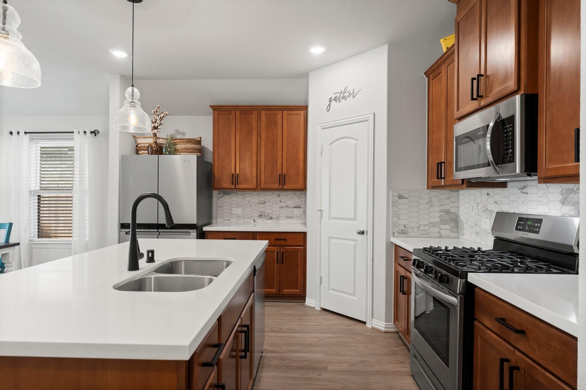 340 Honey Mesquite Path