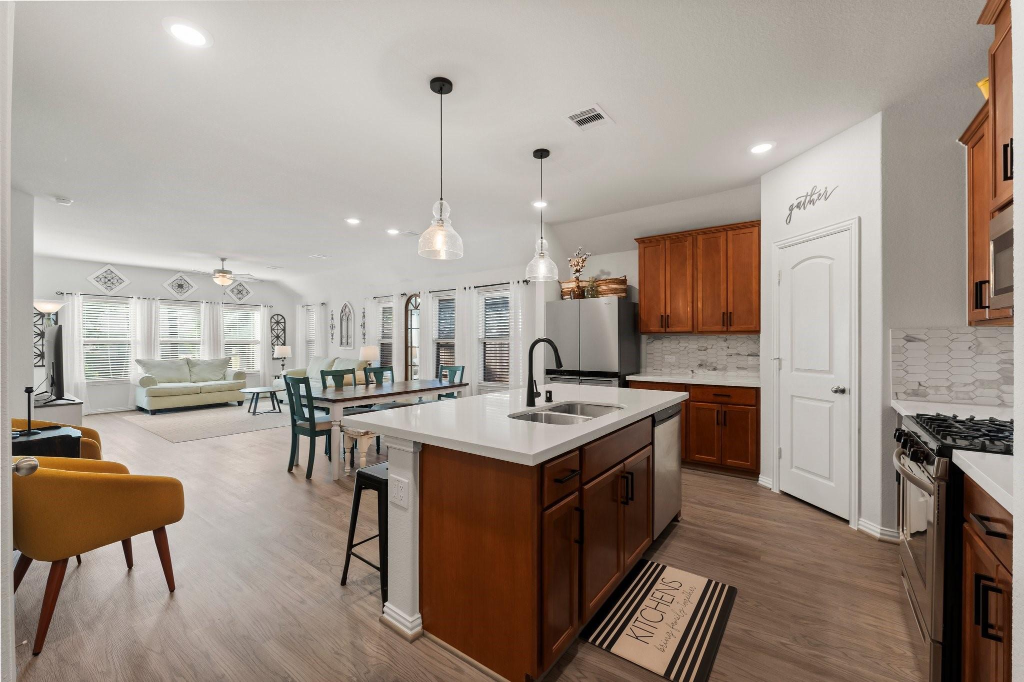 340 Honey Mesquite Path