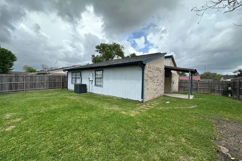 Tiny photo for 14214 Flair Drive, Houston, TX 77049 (MLS # 24319028)