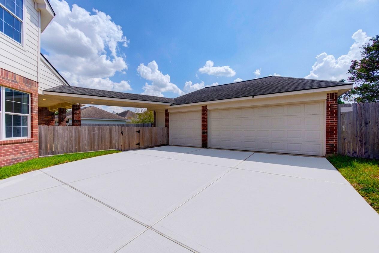 20315 Lakeland Falls Drive