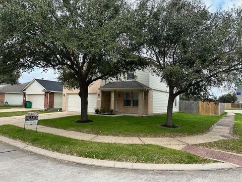 Homes For Sale - 6526 Dogwood Park Lane<br/> Katy, TX 77449