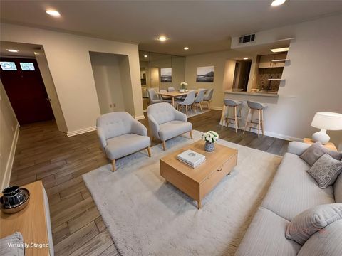 Photo of 1909 Brun Street #9, Houston, TX 77019 (MLS # 53379972)