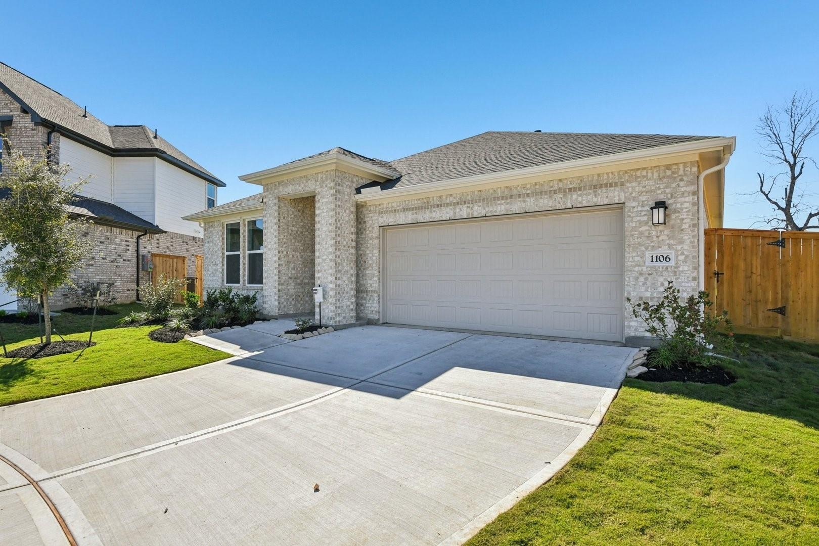1106 Big Longhorn Lane