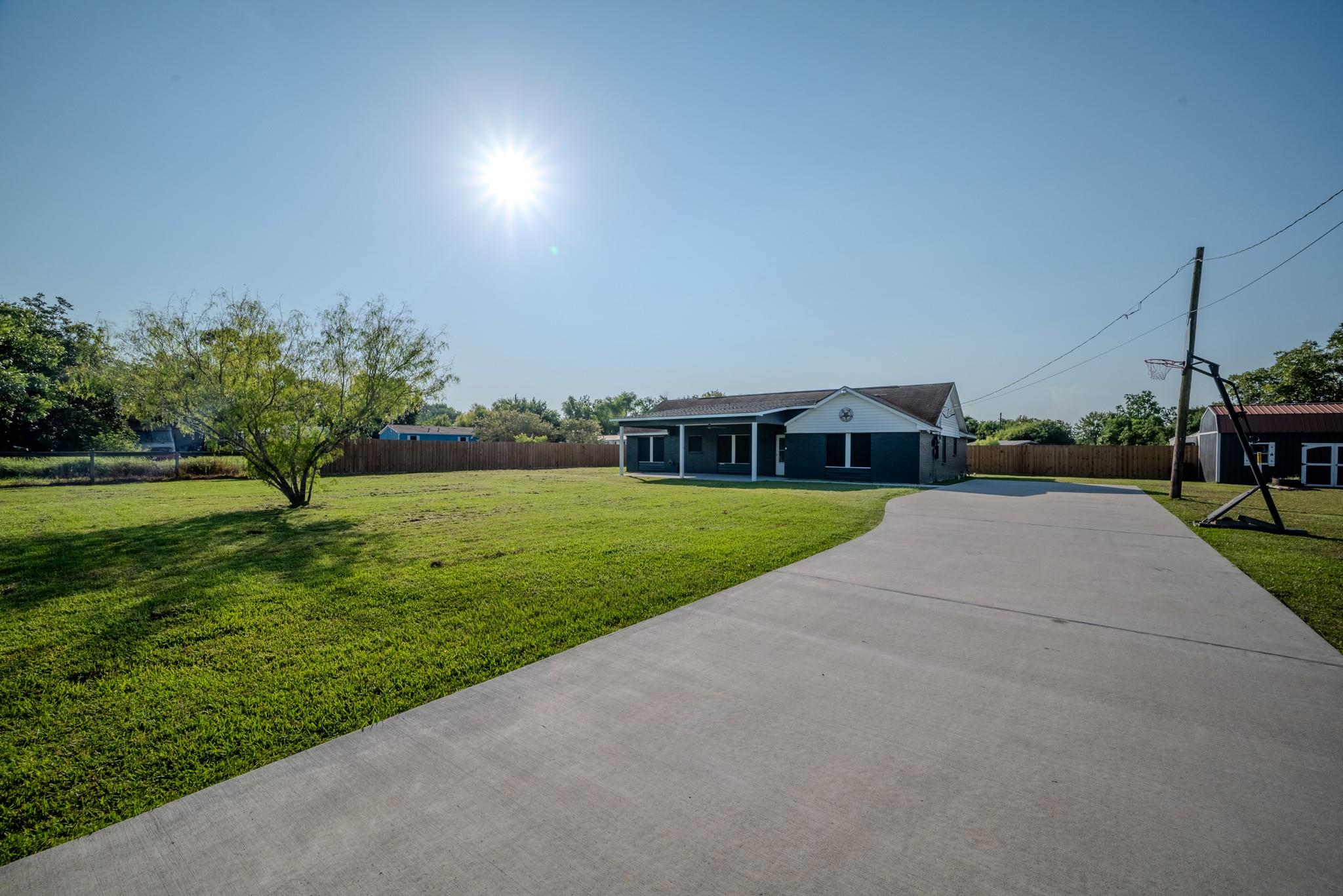 1102 Crosby Dayton Road