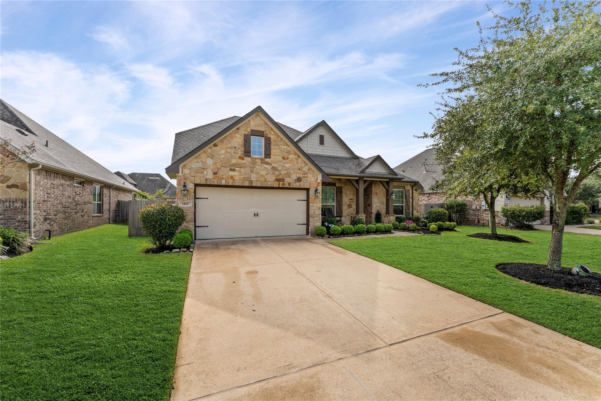 1515 Panorama View Lane