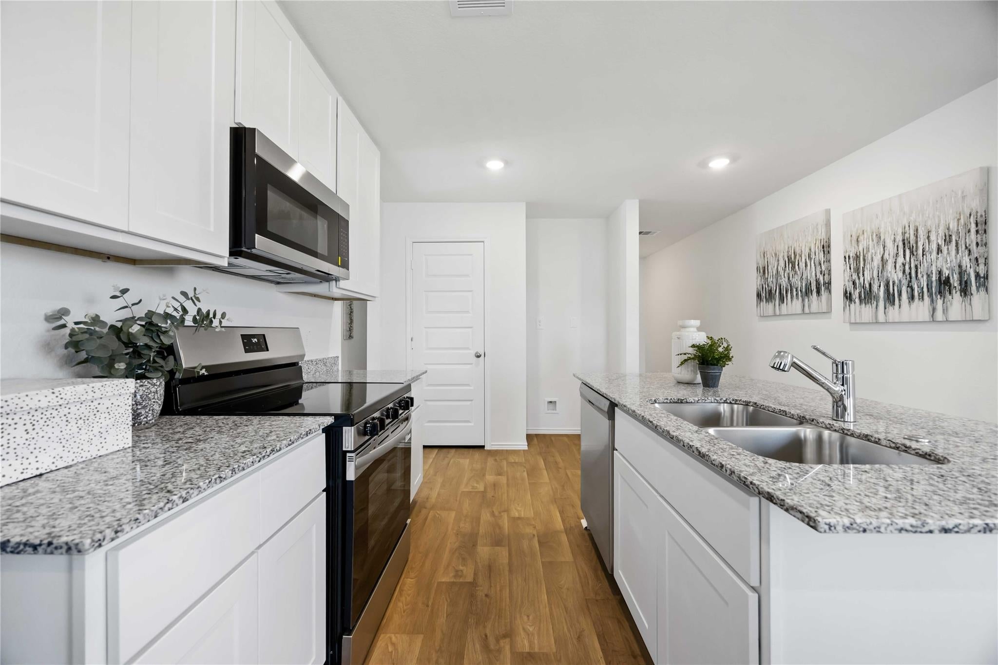 11904 Orange Passion Lane
