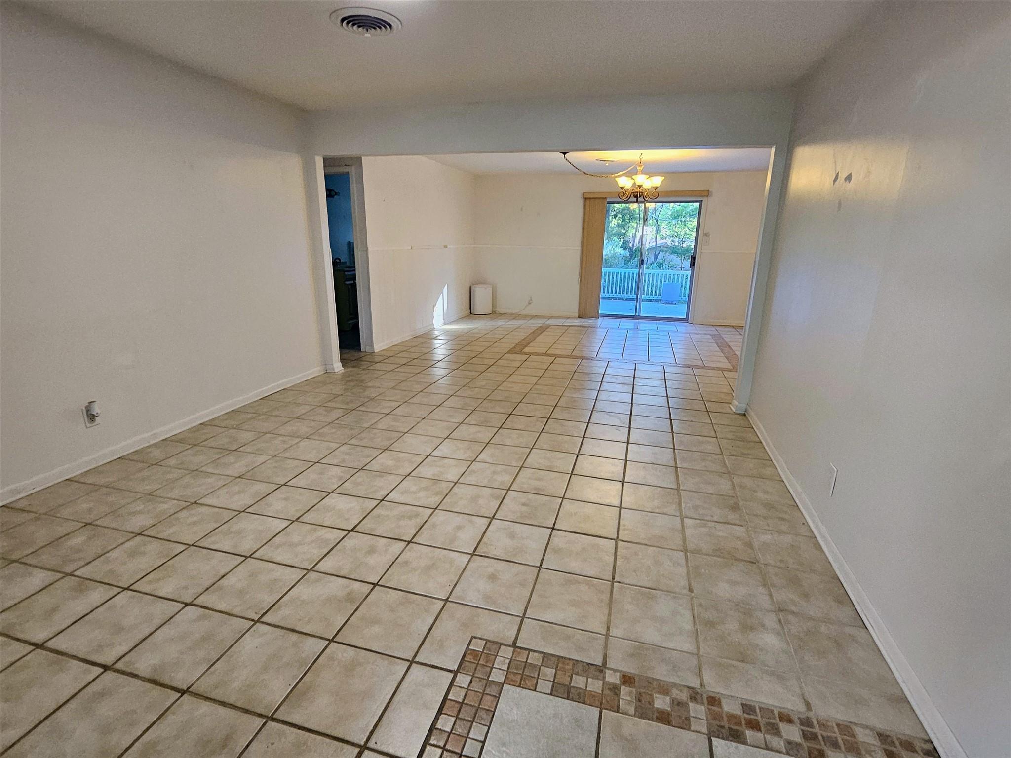 1123 Warbler Drive