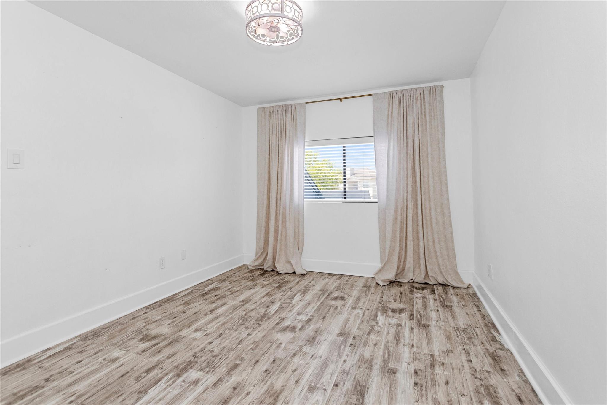 12500 Melville Drive 325c
