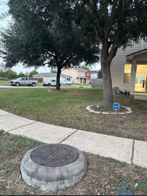 Photo of 14407 Moreno Avenue, Houston, TX 77045 (MLS # 60464472)