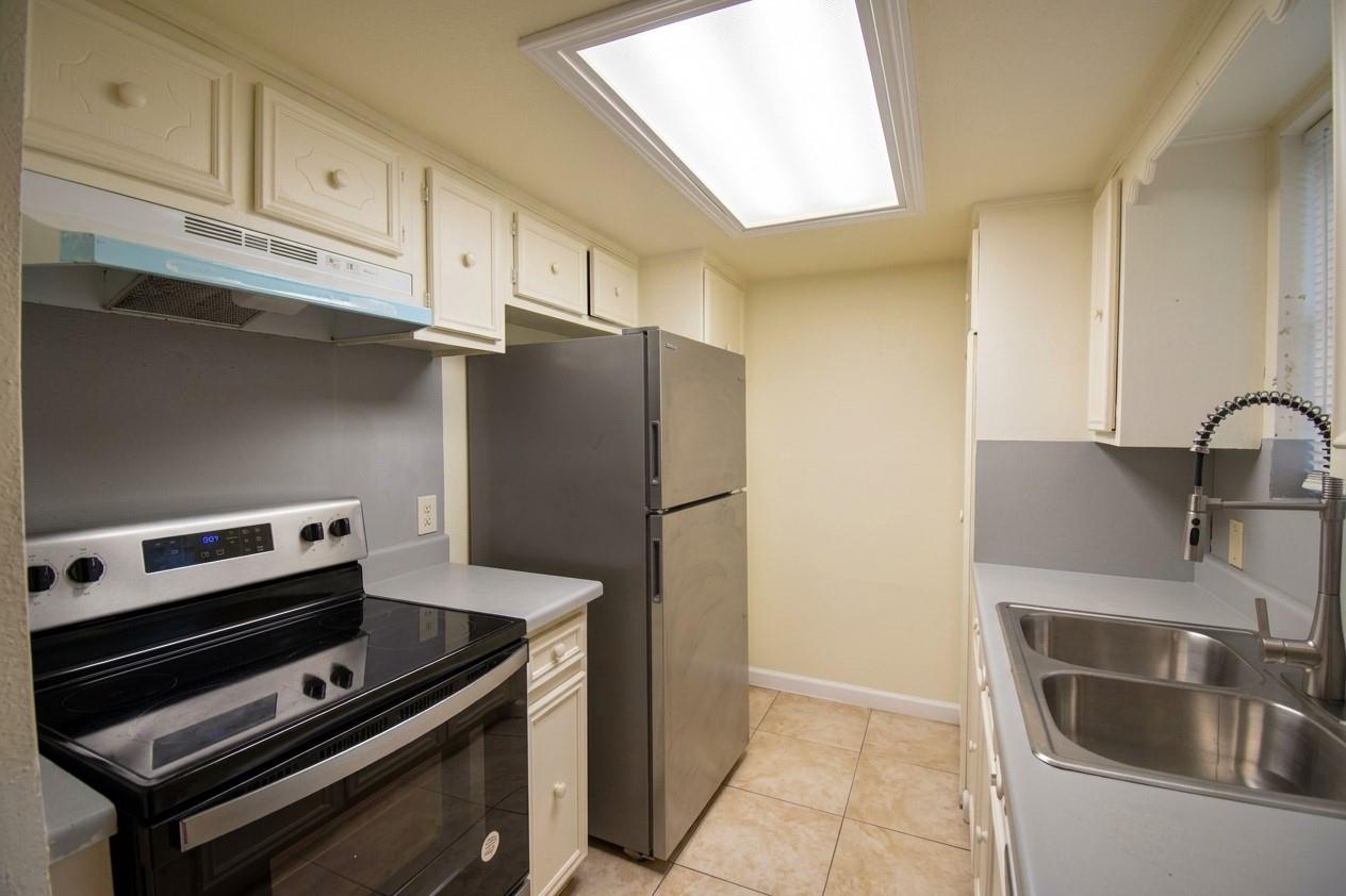 427 Sunset Drive 7
