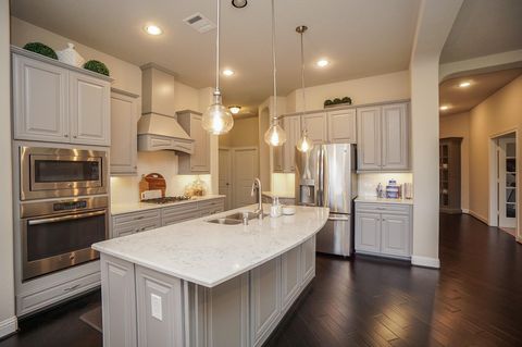 Photo of 6243 Garden Lakes Lane, Sugar Land, TX 77479 (MLS # 65198386)