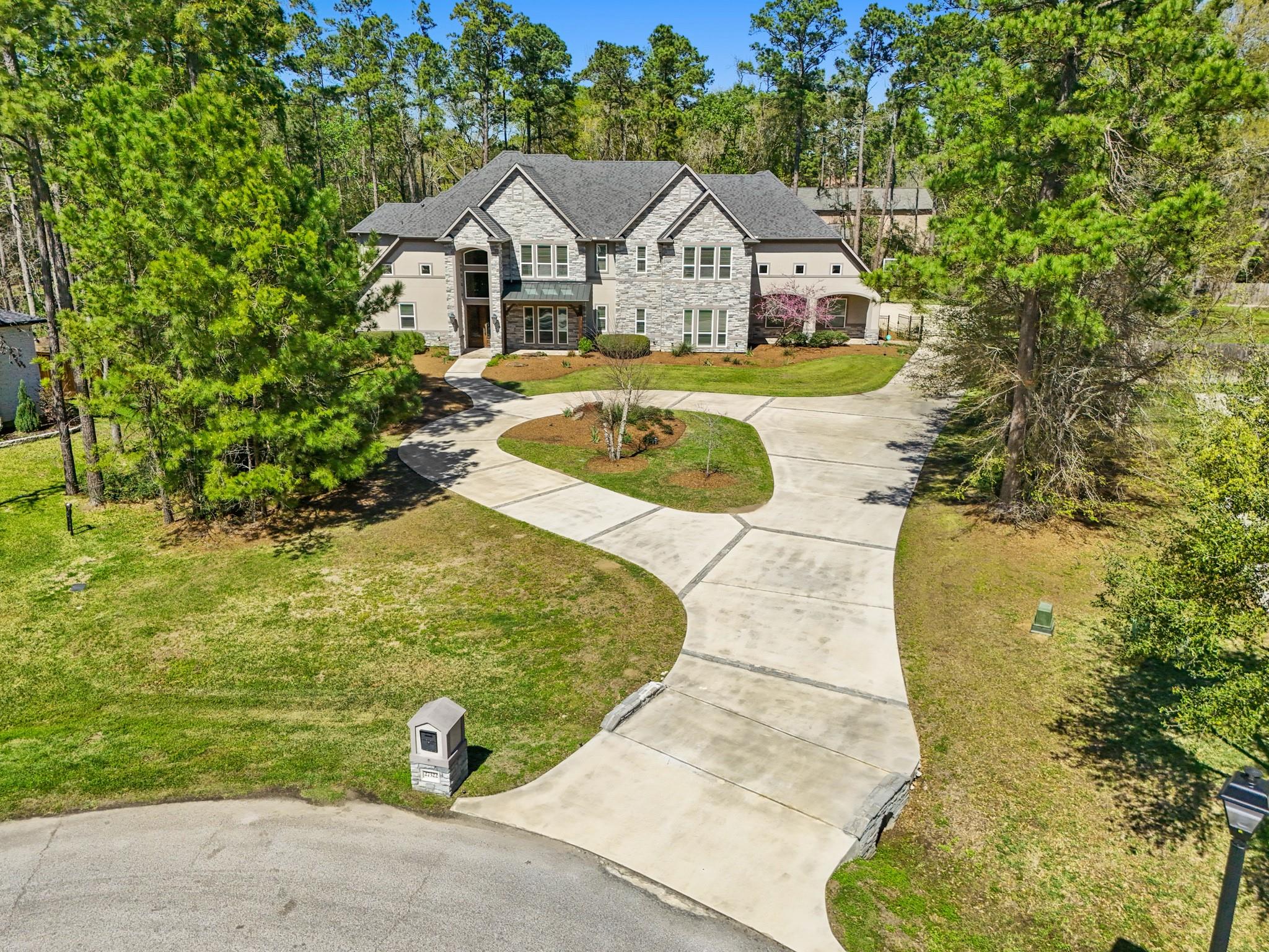 27322 Silver Jade Court