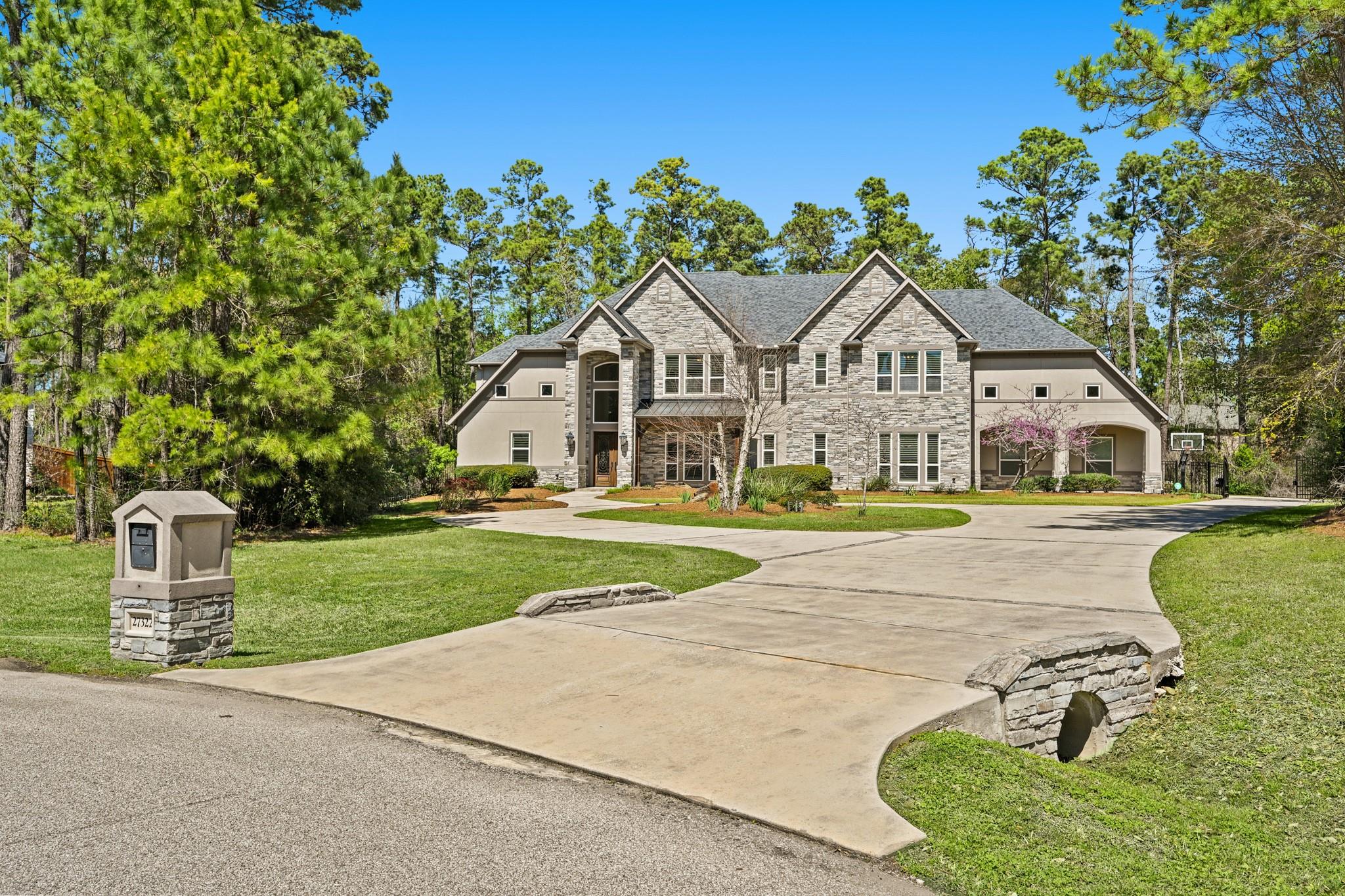 27322 Silver Jade Court