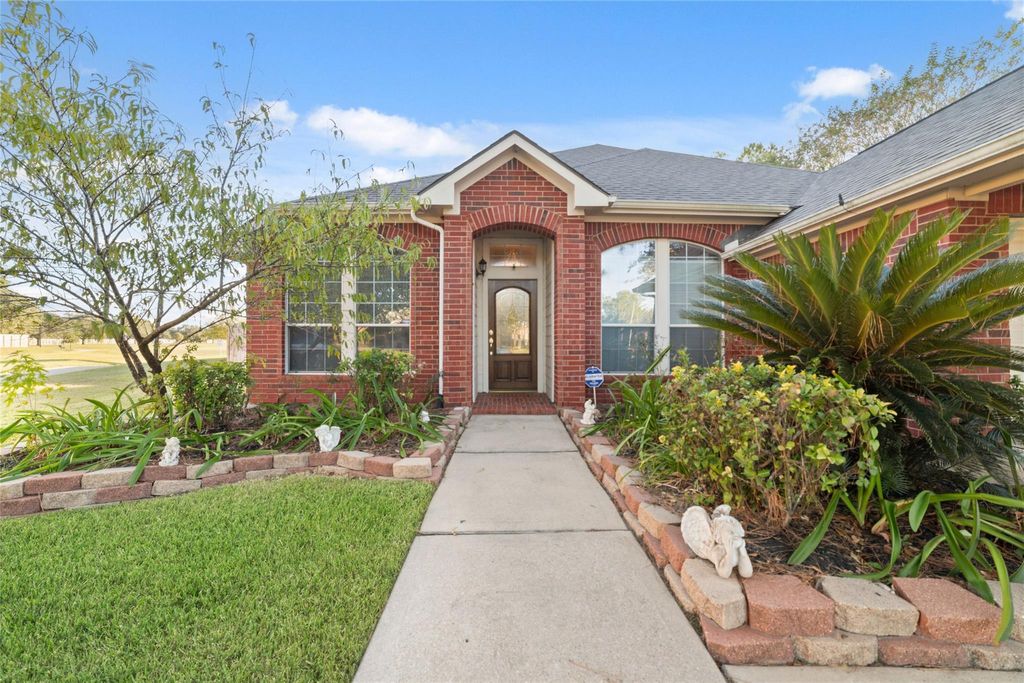 Photo of 12931 Blackbrook Lane, Houston, TX 77041 (MLS # 19513435)