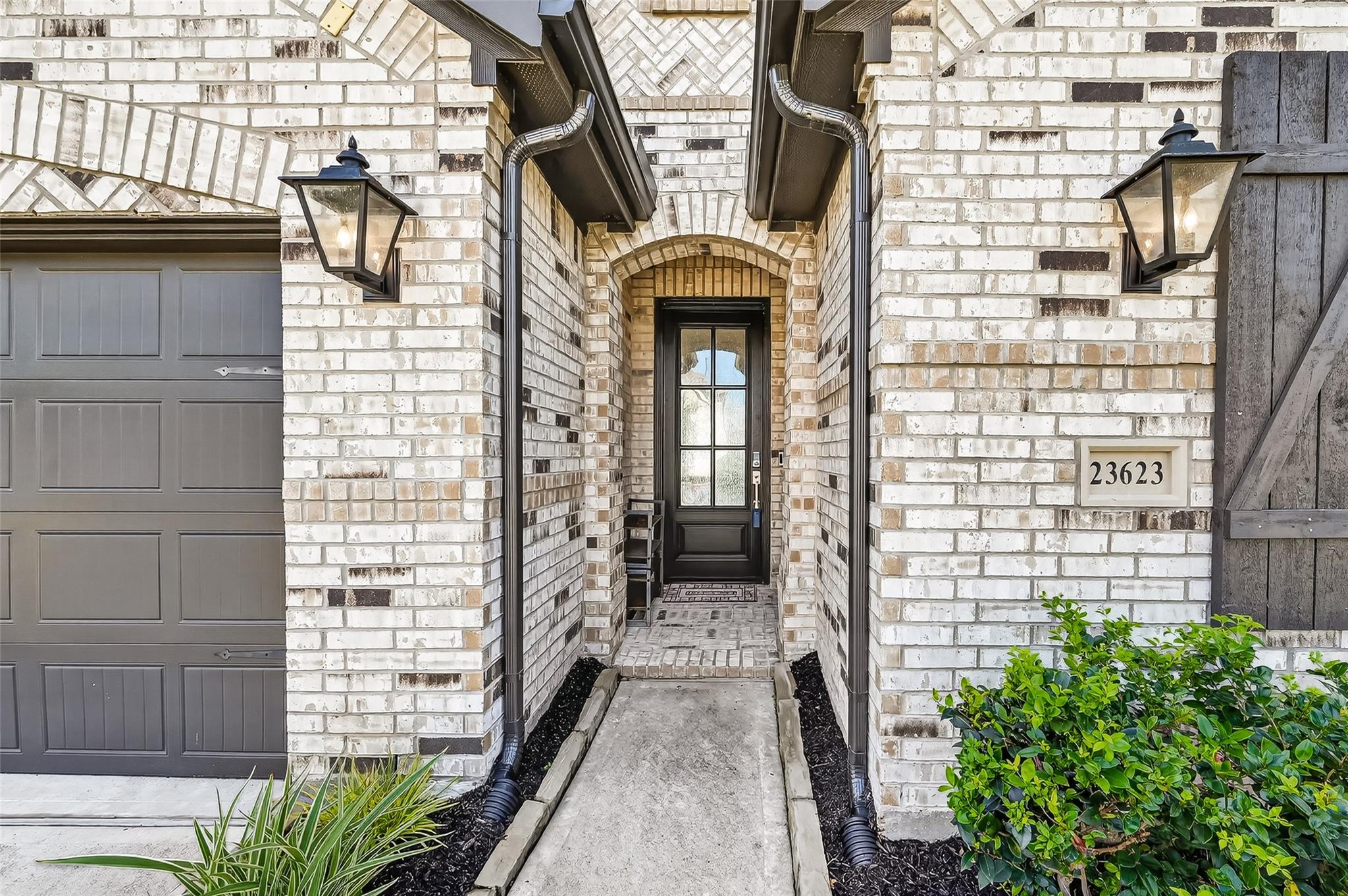 23623 Bottlebrush Terrace Trail Trail
