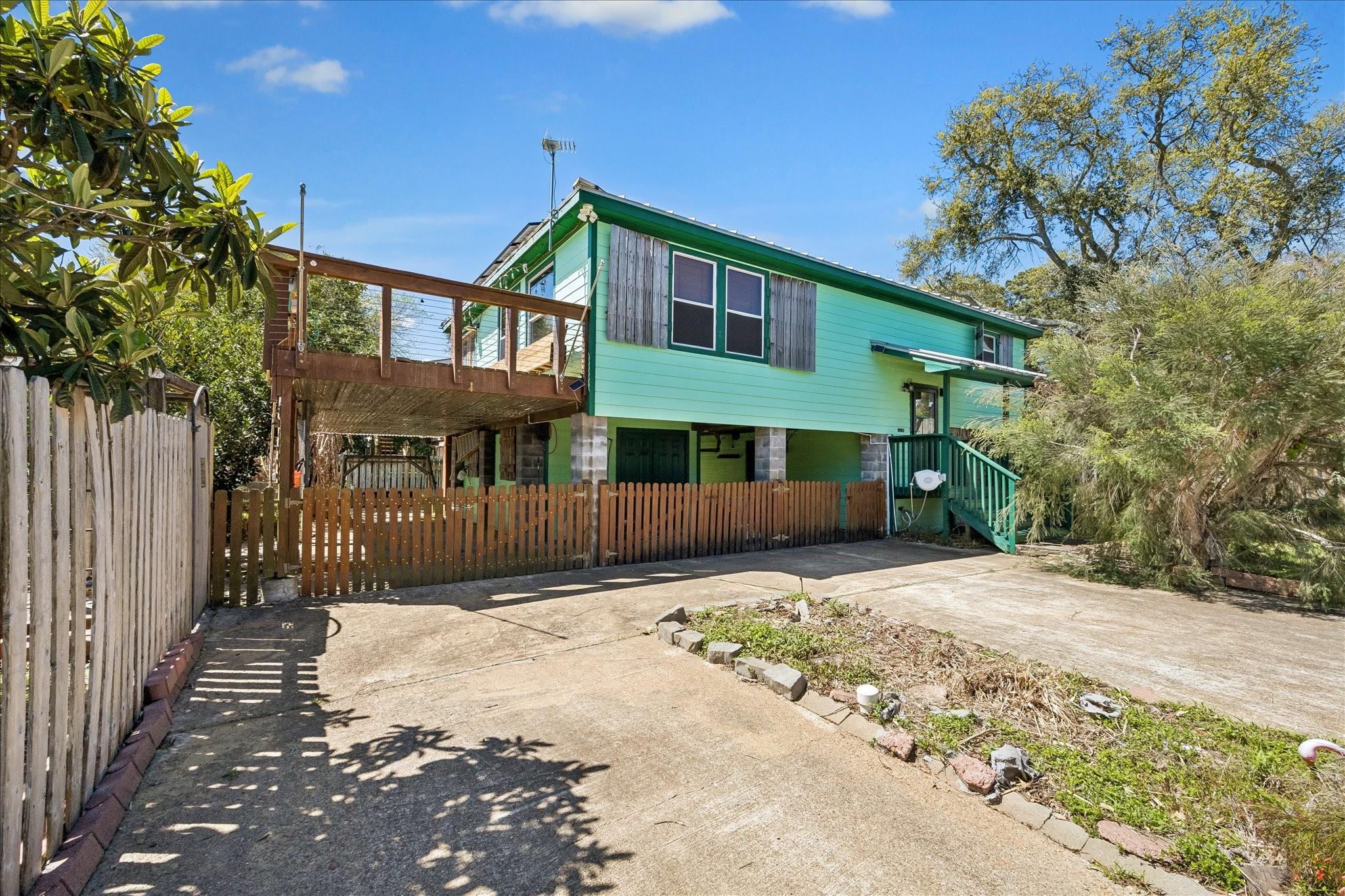 1009 3rd Street
