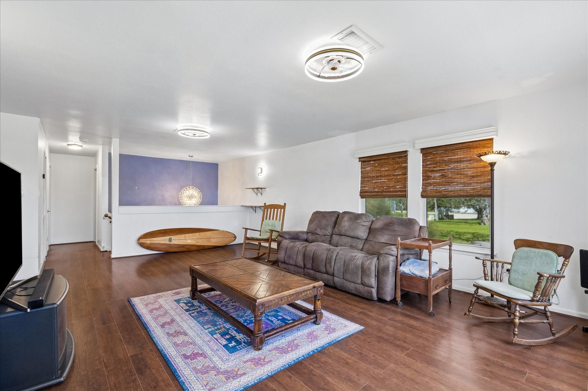 1009 3rd Street