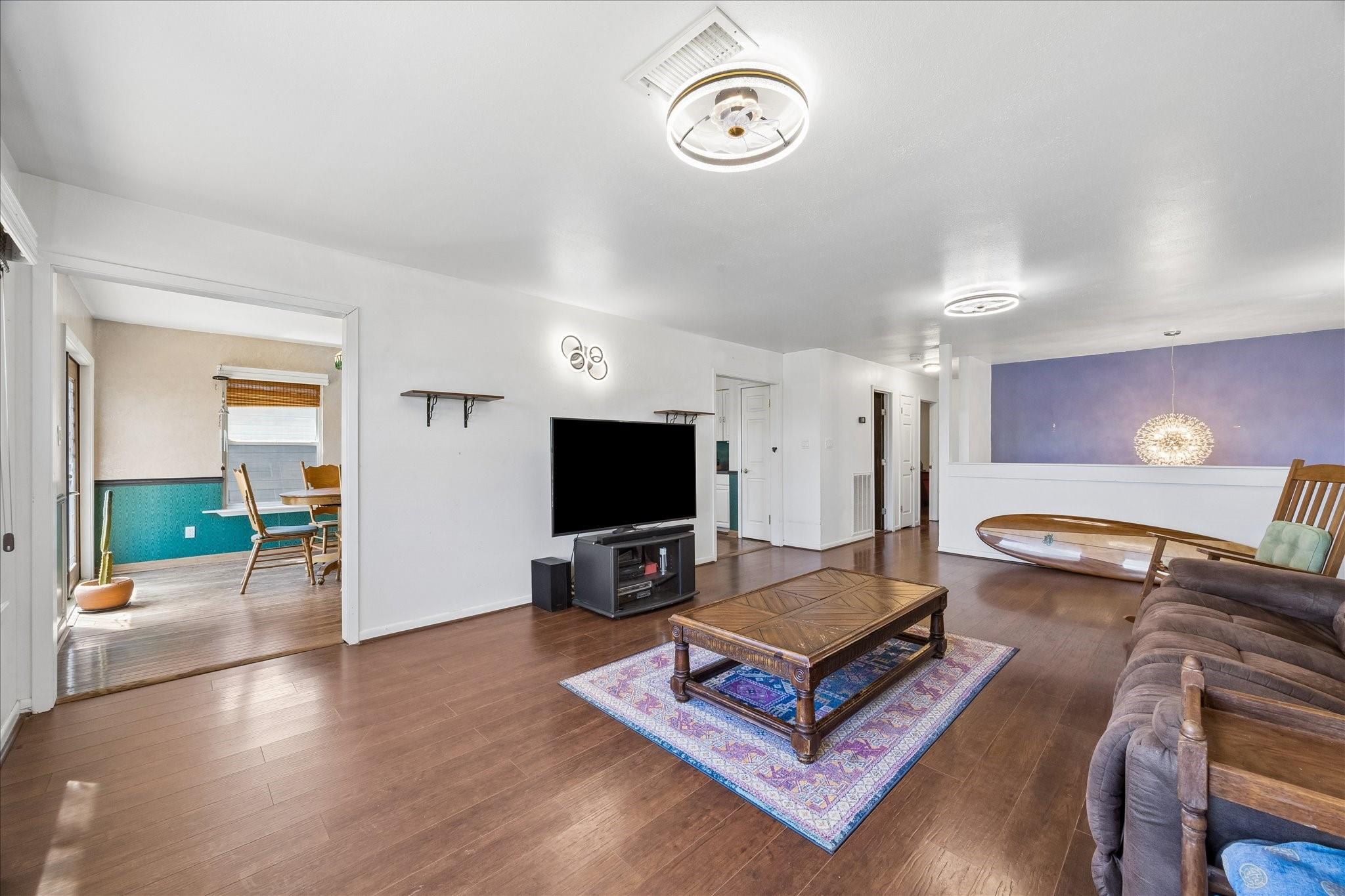 1009 3rd Street