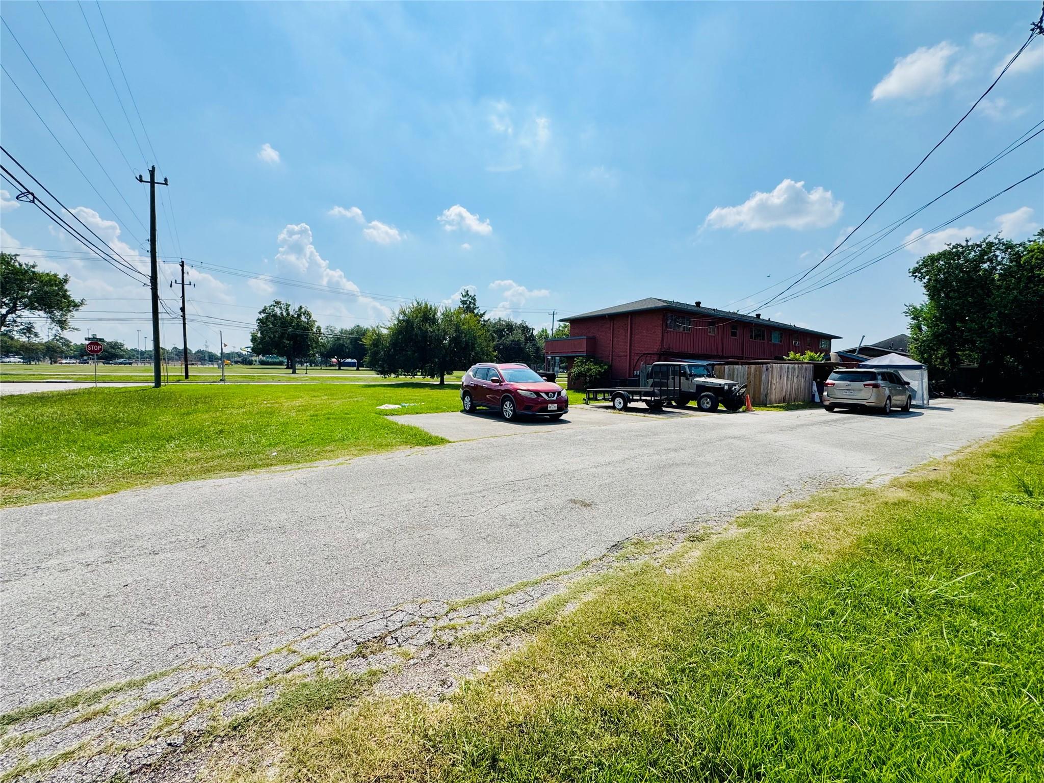 2816 Lafferty Road 4