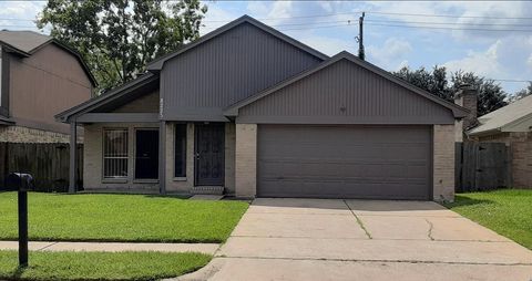 Photo of 8223 Furlong Lane, Houston, TX 77071 (MLS # 23071965)