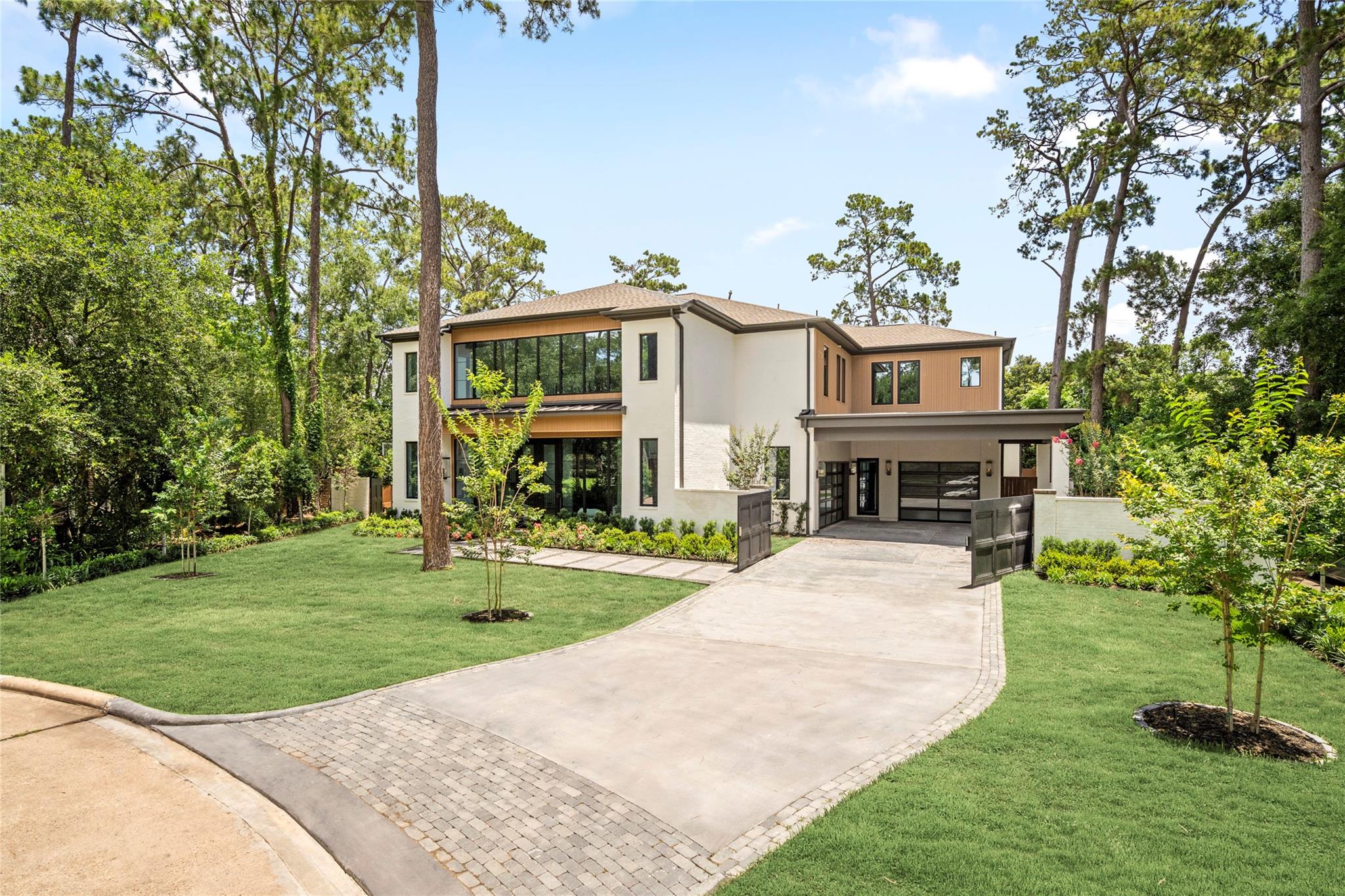 710 Glen Echo Lane