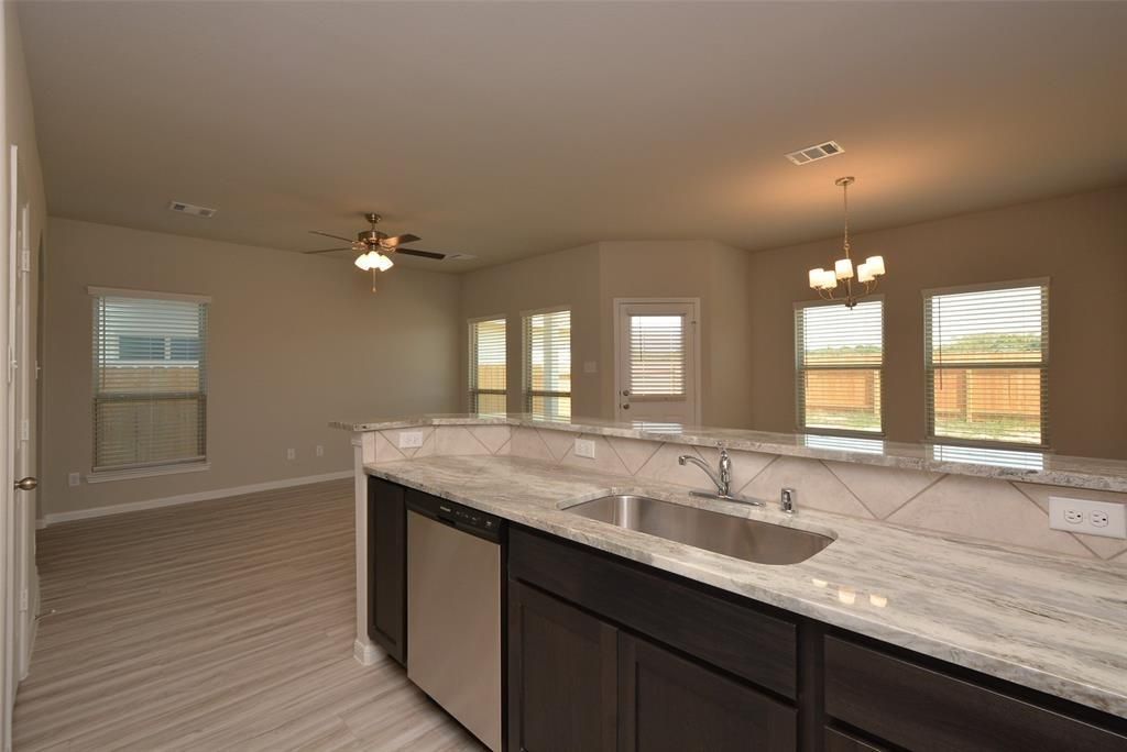 Photo of 13327 Blair Glen Lane, Houston, TX 77048 (MLS # 20863696)