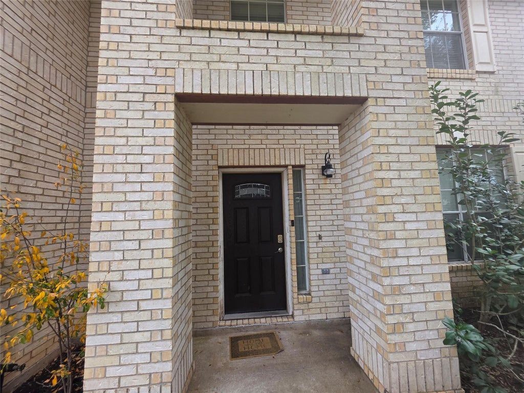 Photo of 2715 Riverhollow Lane, Sugar Land, TX 77479 (MLS # 77327299)
