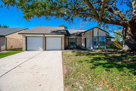 Photo of 16419 N Bend Drive, Houston, TX 77073 (MLS # 18862463)