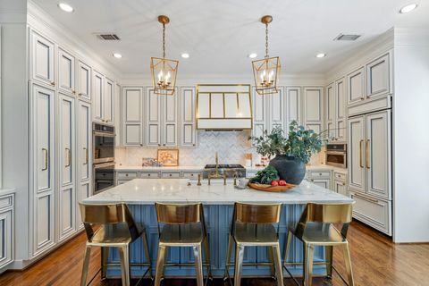 Photo of 5525 Kiam Street #A, Houston, TX 77007 (MLS # 12286096) Photo of 5525 Kiam Street #A, Houston, TX 77007 (MLS # 12286096)