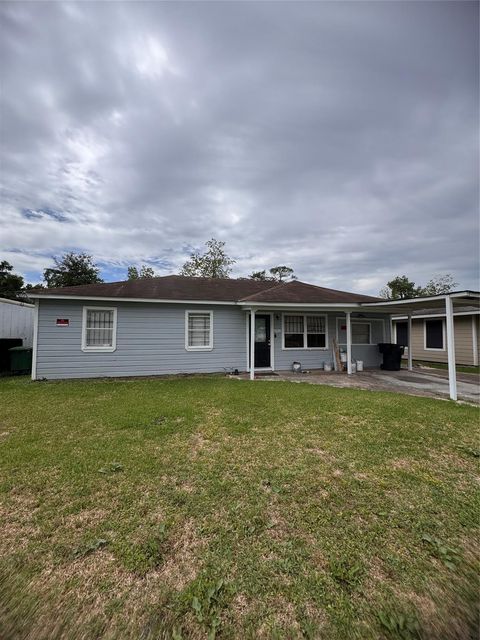 Photo of 7924 Way Street, Houston, TX 77028 (MLS # 10696548)