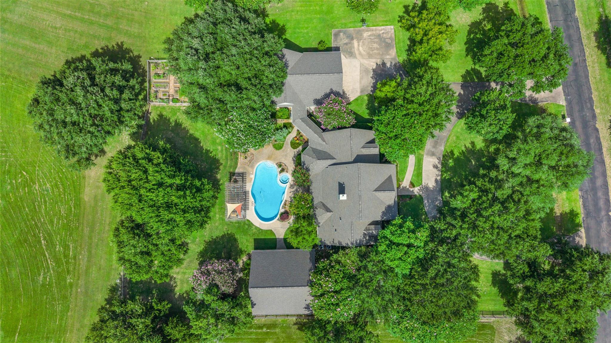 17222 Bending Oak Court